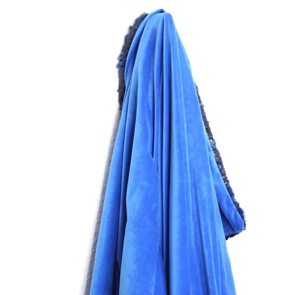 Aviva Stanoff Mermaid Sequins Celestial Blue Throw and Pillow Set NWT - Picture 3 of 4